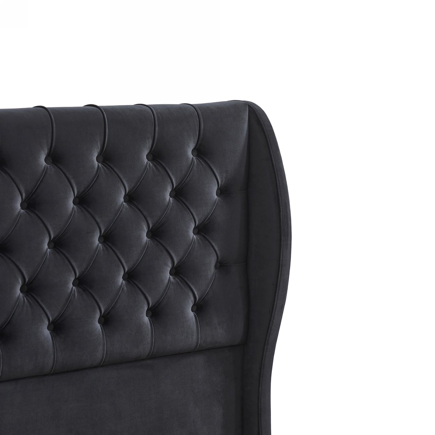 Queen Size Chesterfield Tufted Bed