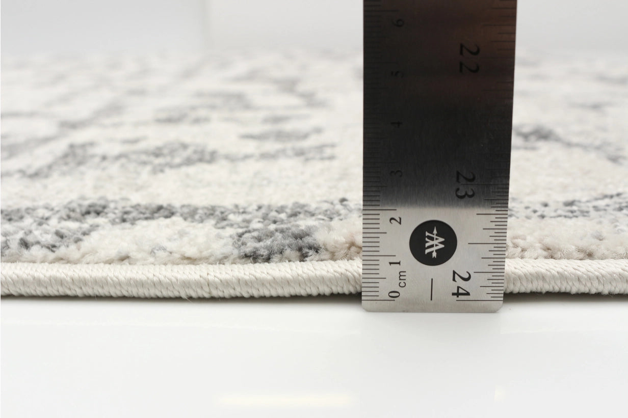 Brianna Ivory Area Rug