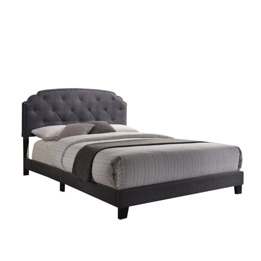 Tradilla Queen Bed